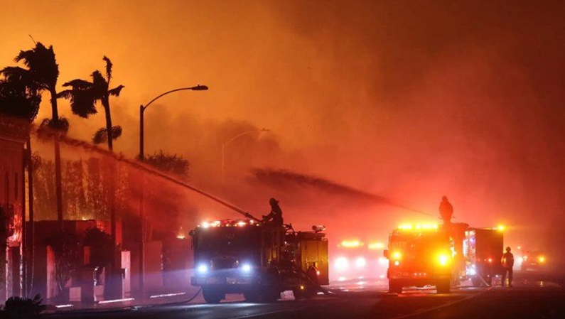 Los Angeles Terbakar